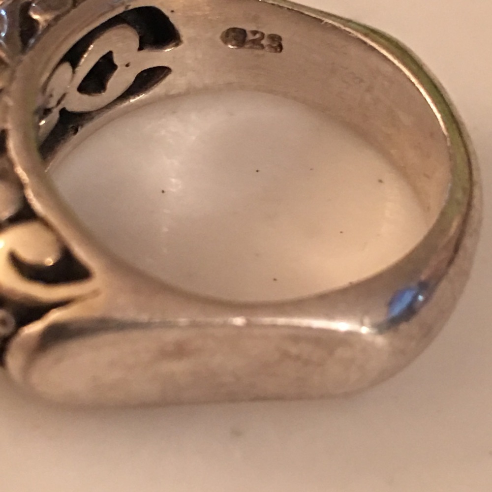 Stunning 925 sterling silver ring w/ gemstones!❤️ - Picture 4 of 4